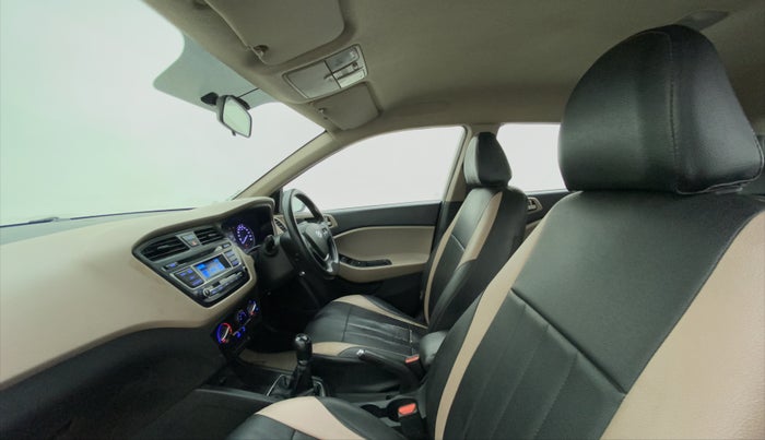 2014 Hyundai Elite i20 MAGNA 1.2, Petrol, Manual, 67,856 km, Right Side Front Door Cabin