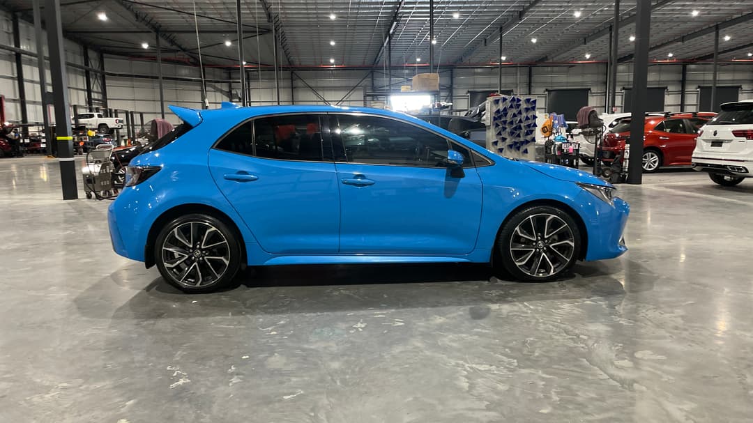 2021 Toyota Corolla Zr, Automatic, 46097 km, Right Side View