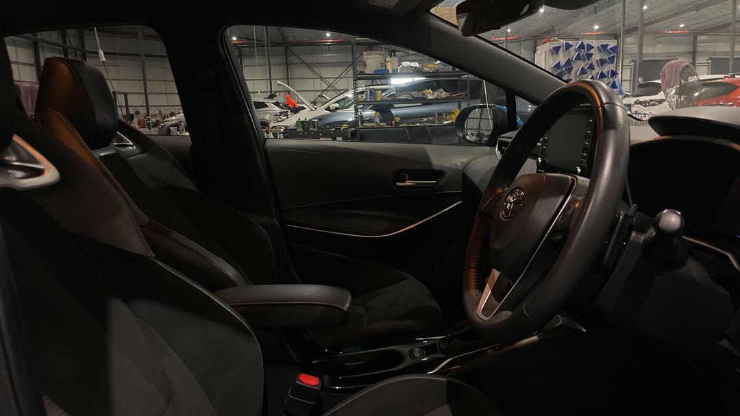 2021 Toyota Corolla Zr, Automatic, 46097 km, Right Side Front Door Cabin View