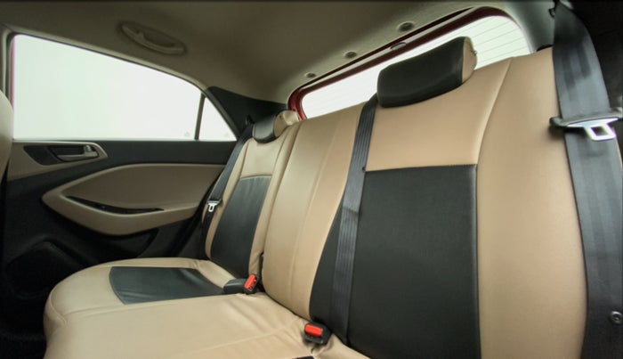 2016 Hyundai Elite i20 ASTA 1.2 (O), Petrol, Manual, 55,703 km, Right Side Rear Door Cabin