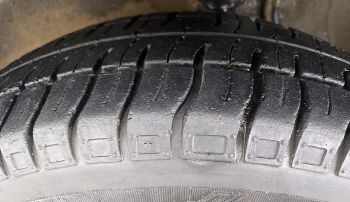 2018 Maruti Alto 800 LXI, Petrol, Manual, 16,154 km, Left Front Tyre Tread