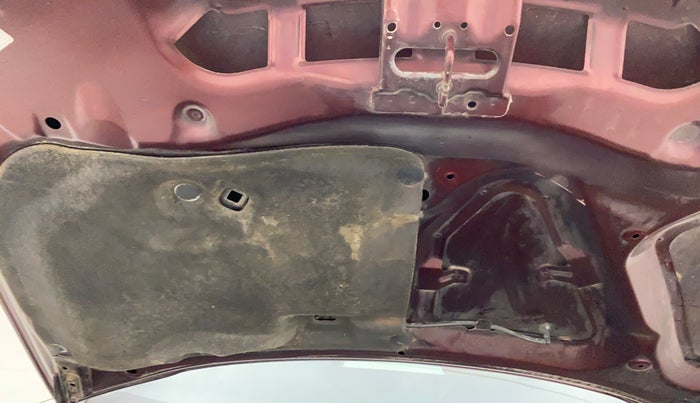 2012 Honda City 1.5L I-VTEC V MT, Petrol, Manual, 72,146 km, Bonnet (hood) - Insulation cover has minor damage