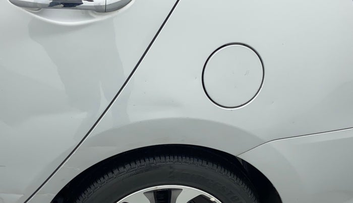2015 Hyundai Xcent SX AT 1.2 (O), Petrol, Automatic, 52,881 km, Left quarter panel - Minor scratches
