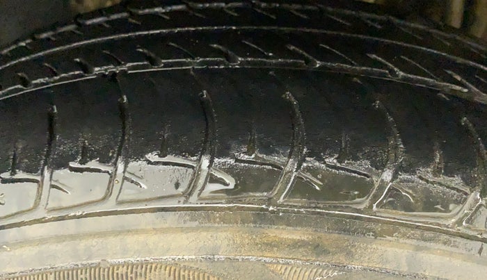 2018 Datsun Go Plus T, Petrol, Manual, 46,562 km, Left Rear Tyre Tread