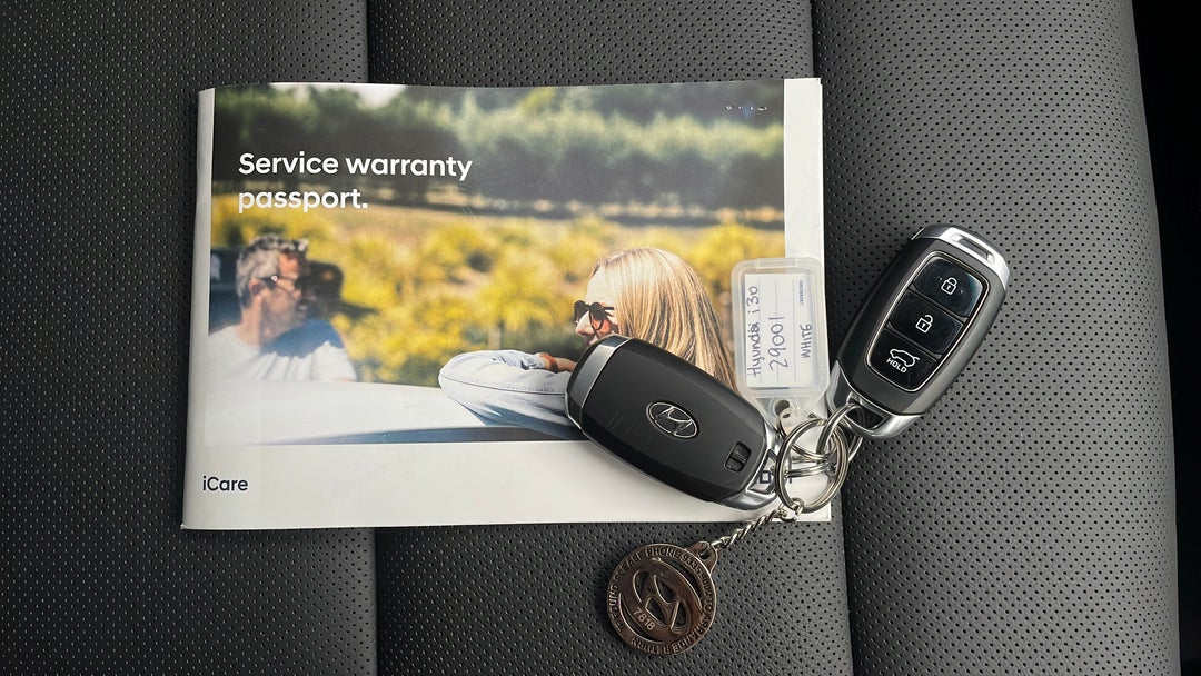 2020 Hyundai i30 N Line, Automatic, 19140 km, Key Close-up