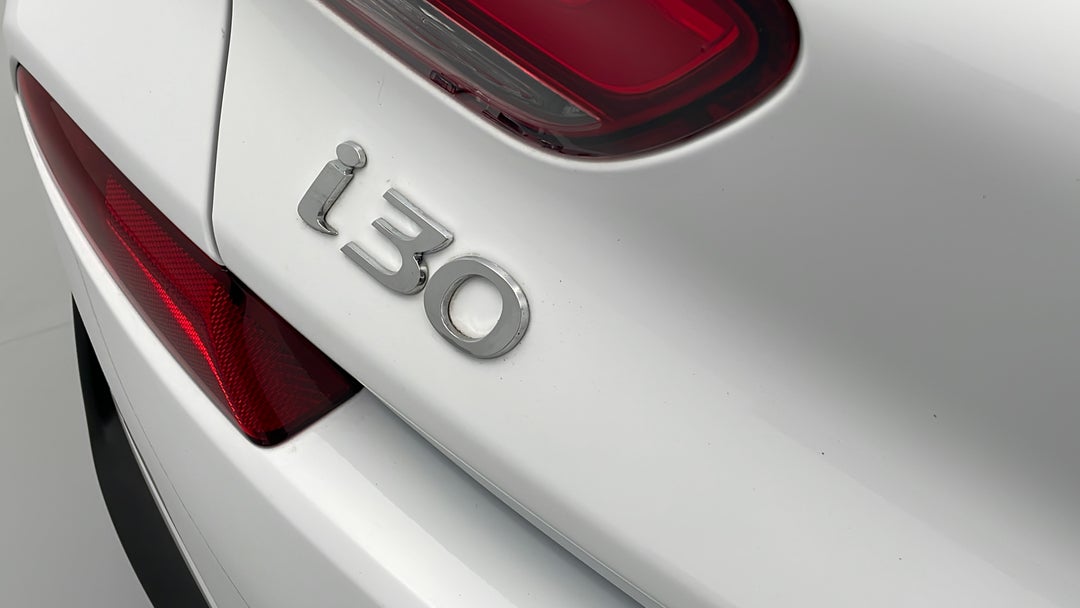 2020 Hyundai i30 N Line, Automatic, 19140 km, Badge (Boot Left Side)