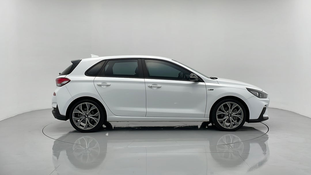 2020 Hyundai i30 N Line, Automatic, 19140 km, Right Side View