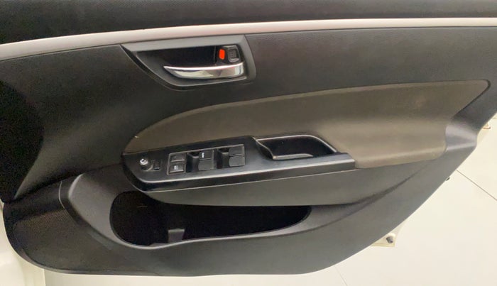 2015 Maruti Swift VXI, Petrol, Manual, 65,318 km, Driver Side Door Panels Control