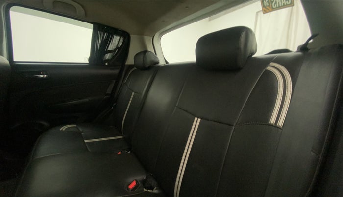 2015 Maruti Swift VXI, Petrol, Manual, 65,318 km, Right Side Rear Door Cabin