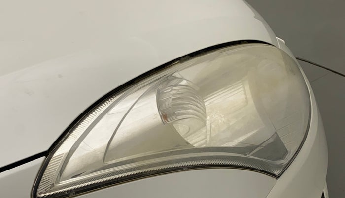 2015 Maruti Swift VXI, Petrol, Manual, 65,318 km, Right headlight - Faded