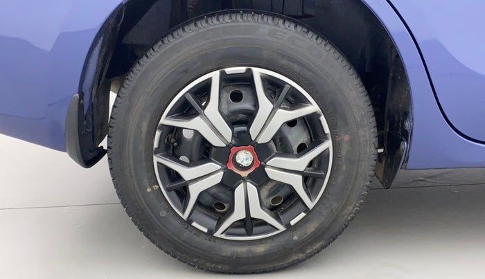 2019 Maruti Dzire VXI, Petrol, Manual, 79,172 km, Right Rear Wheel