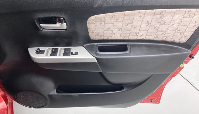 2016 Maruti Wagon R 1.0 VXI, Petrol, Manual, 46,563 km, Driver Side Door Panels Control