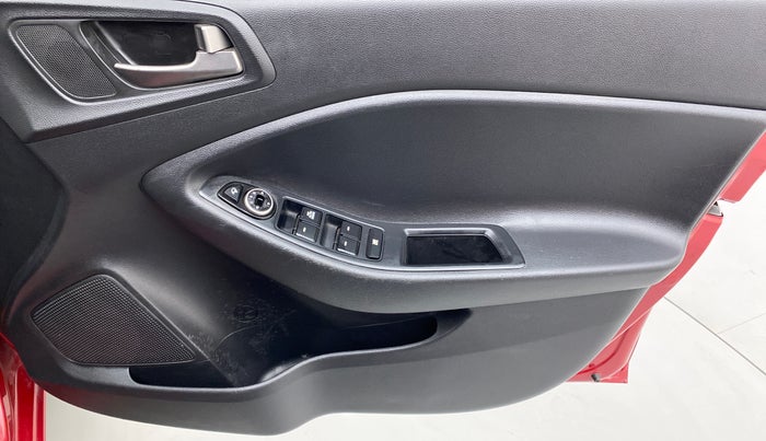 2017 Hyundai Elite i20 ASTA 1.2 DUAL TONE, Petrol, Manual, 38,685 km, Driver Side Door Panels Control