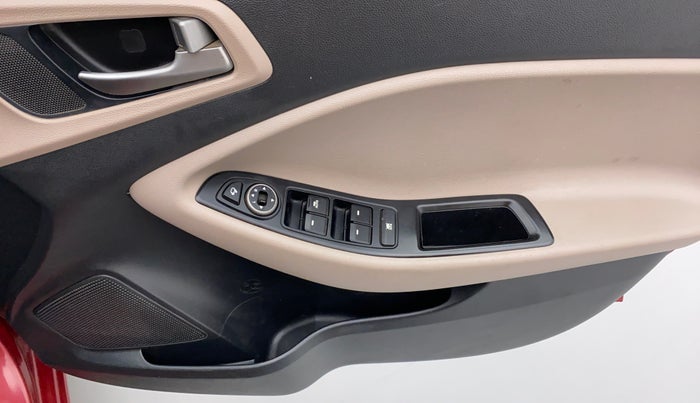 2018 Hyundai Elite i20 1.4 CRDI ASTA (O), Diesel, Manual, 51,428 km, Driver Side Door Panels Control