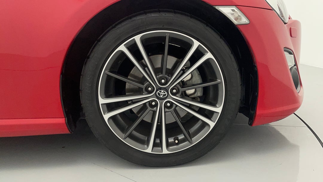 2014 Toyota 86 Gts, Manual, 110213 km, Right Front Wheel