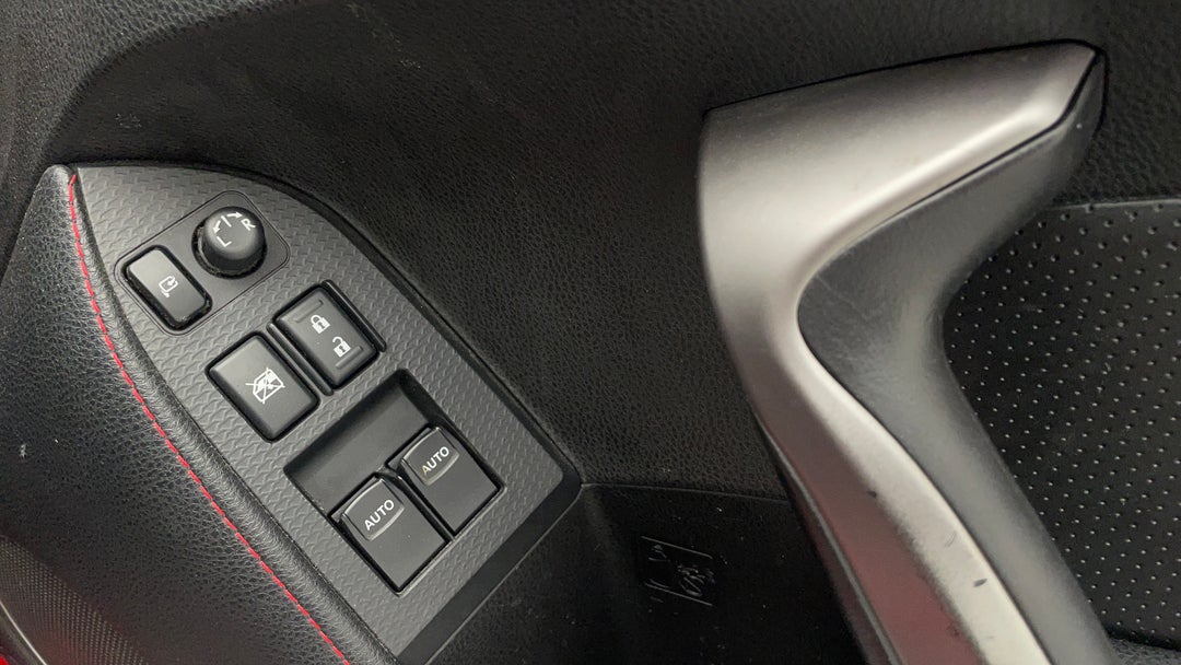2014 Toyota 86 Gts, Manual, 110213 km, Drivers Side Door Panel Controls