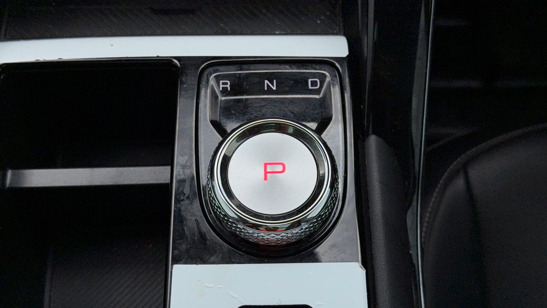 2024 GWM Haval H6 Ultra Hybrid, Automatic, 24379 km, Gear Lever 