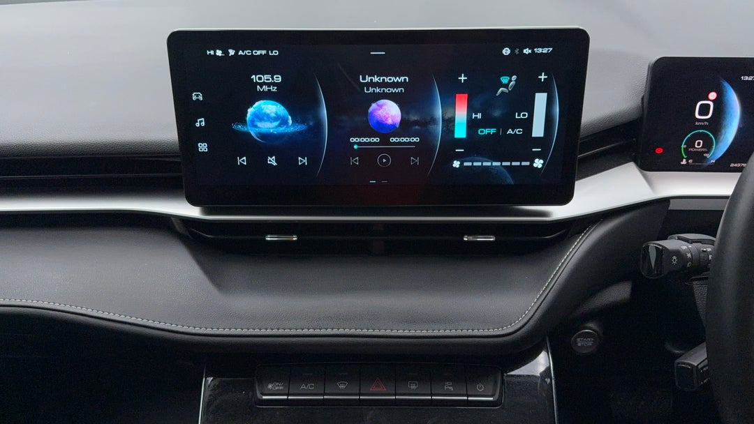 2024 GWM Haval H6 Ultra Hybrid, Automatic, 24379 km, Center Console