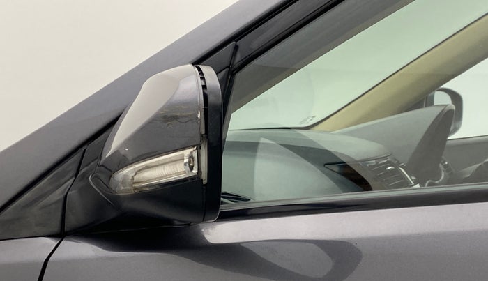 2013 Hyundai Verna FLUIDIC 1.6 SX VTVT, Petrol, Manual, 52,704 km, Left rear-view mirror - Indicator light has minor damage