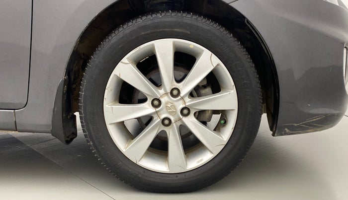 2013 Hyundai Verna FLUIDIC 1.6 SX VTVT, Petrol, Manual, 52,704 km, Right Front Wheel
