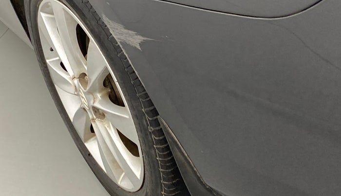 2013 Hyundai Verna FLUIDIC 1.6 SX VTVT, Petrol, Manual, 52,704 km, Rear bumper - Minor scratches