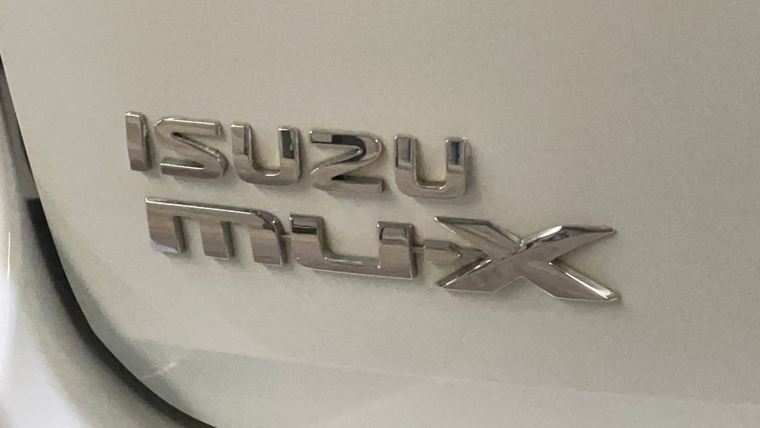 Badge (Boot Left Side)