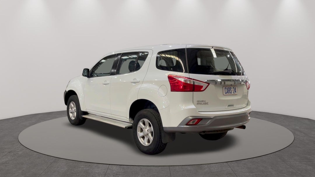 Left Back Diagonal (45- Degree) View