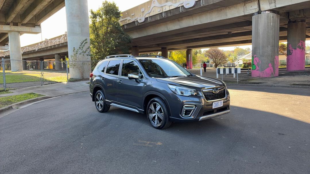 2021 Subaru Forester 2.5i-s (awd), Automatic, 26560 km, Right Front Diagonal (45- Degree) View