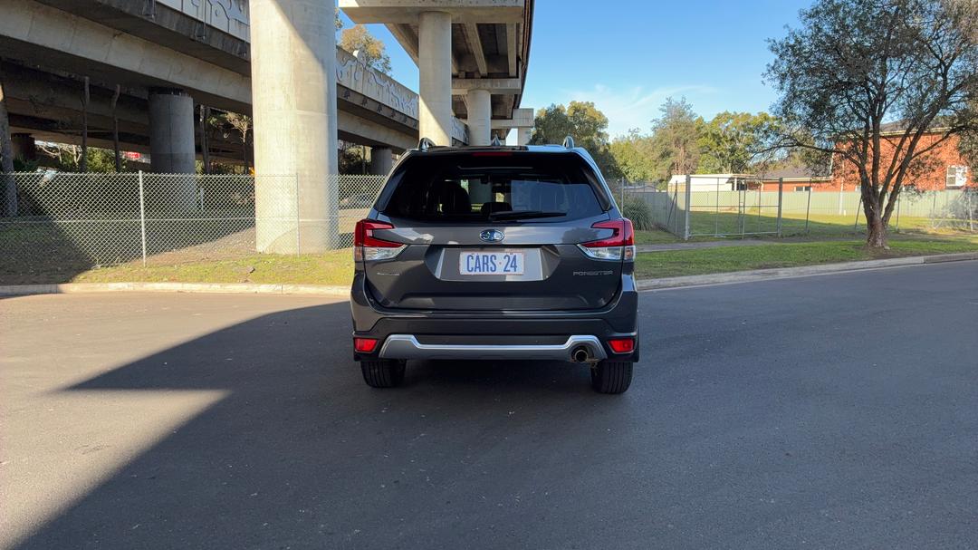 2021 Subaru Forester 2.5i-s (awd), Automatic, 26560 km, Back/Rear View