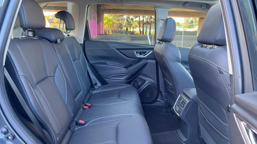 2021 Subaru Forester 2.5i-s (awd), Automatic, 26560 km, Right Side Rear Door Cabin View