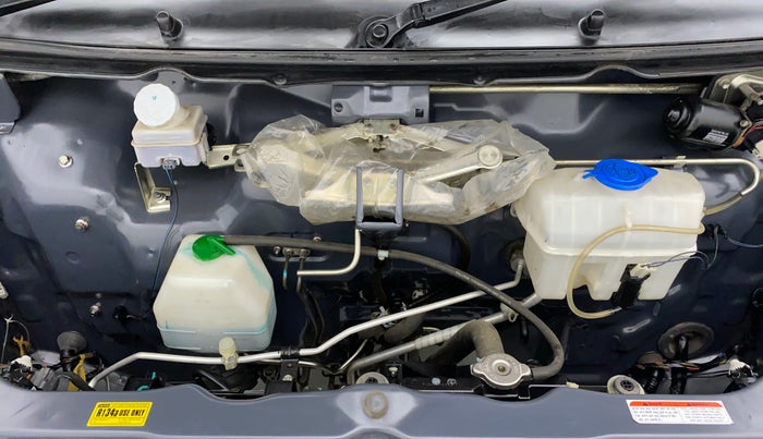 2019 Maruti Eeco 5 STR WITH AC PLUSHTR, Petrol, Manual, 19,214 km, Engine Bonet View