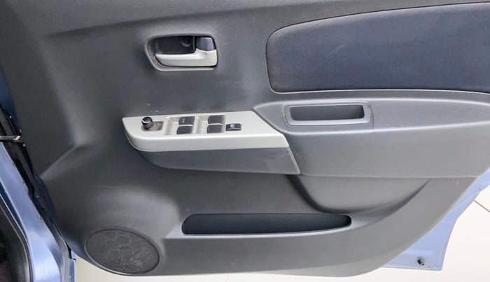 2011 Maruti Wagon R 1.0 VXI, Petrol, Manual, 57,488 km, Driver Side Door Panels Control