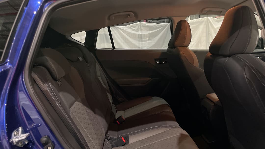 2024 Subaru Crosstrek AWD 2.0l, Automatic, 20760 km, Right Side Rear Door Cabin View