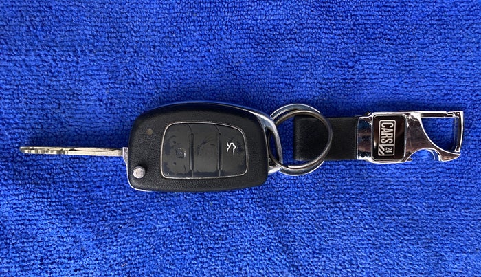 2017 Hyundai Xcent SX 1.1 CRDI, Diesel, Manual, 95,092 km, Key Close Up