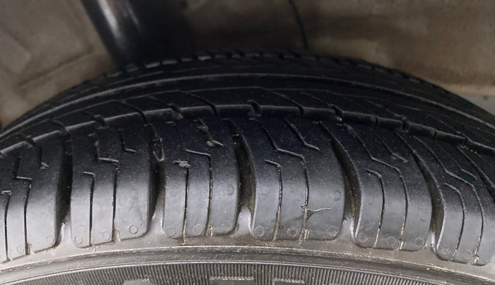 2017 Hyundai Xcent SX 1.1 CRDI, Diesel, Manual, 95,092 km, Right Rear Tyre Tread