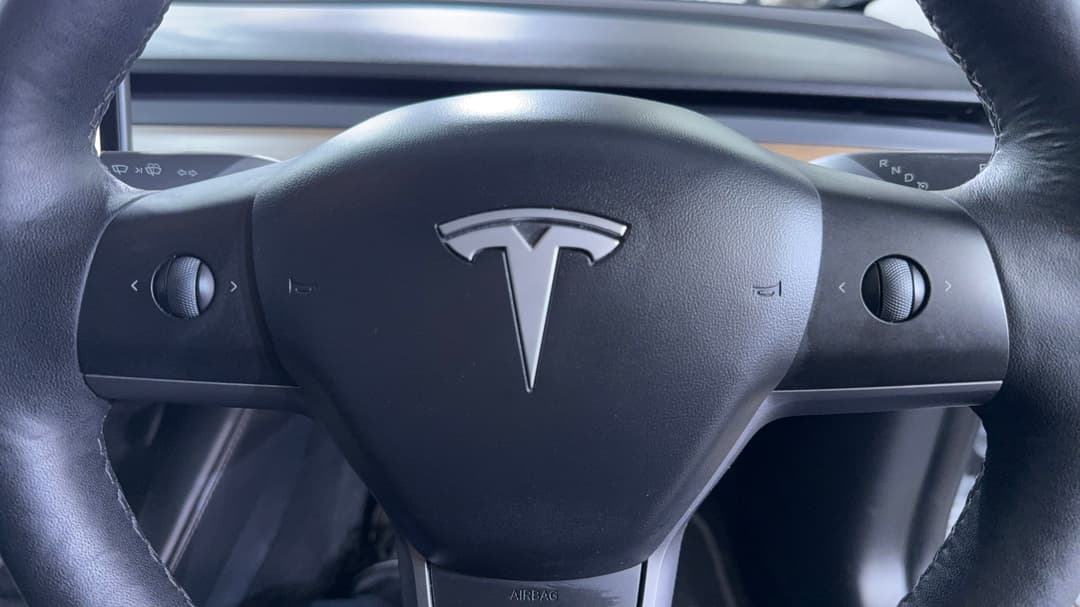 2022 Tesla Model 3 Rear-wheel Drive, Automatic, 81921 km, Utility Switches/Buttons