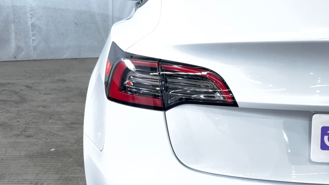 2022 Tesla Model 3 Rear-wheel Drive, Automatic, 81921 km, Badge (Boot Left Side)