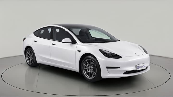 2022 - Tesla Model 3 - Sedan - Electric - Automatic