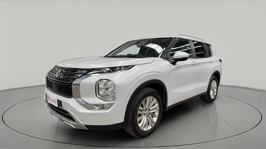 2024 Mitsubishi Outlander Ls 7 Seat (2WD), Automatic, 60619 km, Left Front Diagonal (45- Degree) View
