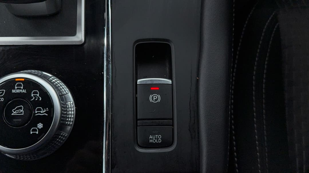 2024 Mitsubishi Outlander Ls 7 Seat (2WD), Automatic, 60619 km, Handbrake