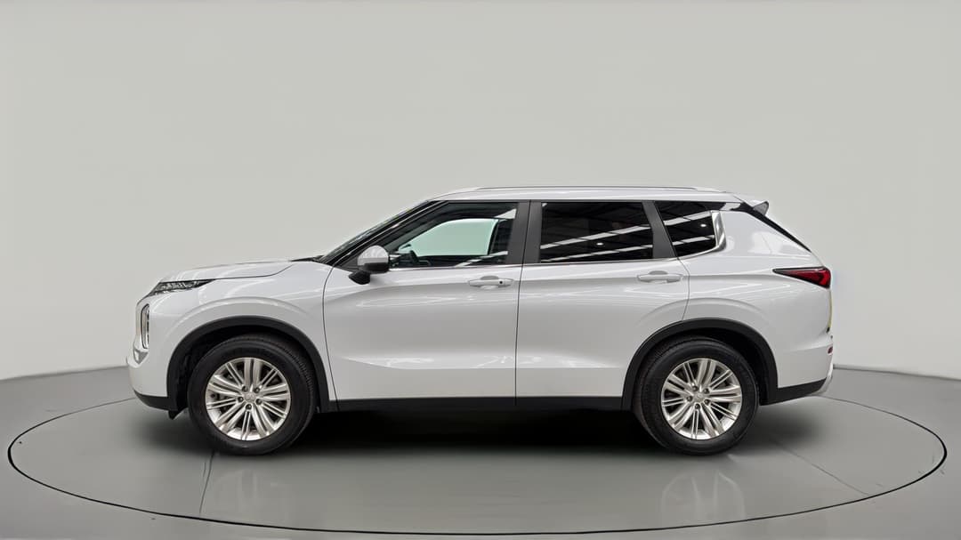 2024 Mitsubishi Outlander Ls 7 Seat (2WD), Automatic, 60619 km, Left Side View