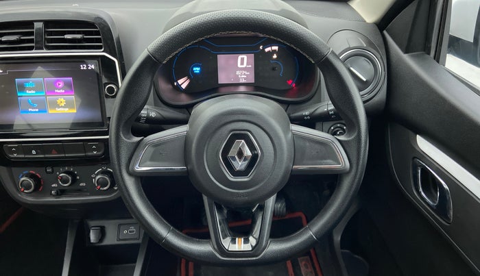 2022 Renault Kwid CLIMBER MT 1.0, Petrol, Manual, 18,233 km, Steering Wheel Close Up