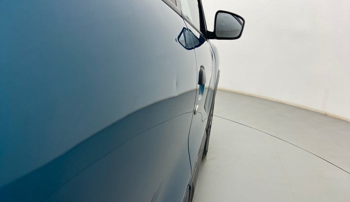 2022 Renault Kwid CLIMBER MT 1.0, Petrol, Manual, 18,233 km, Right rear door - Slightly dented