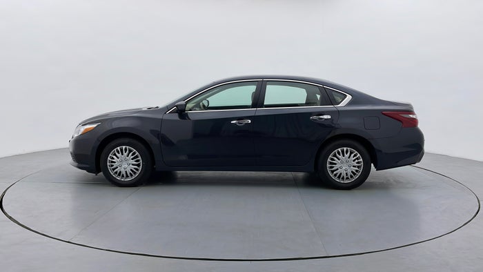 NISSAN ALTIMA-Left Side View