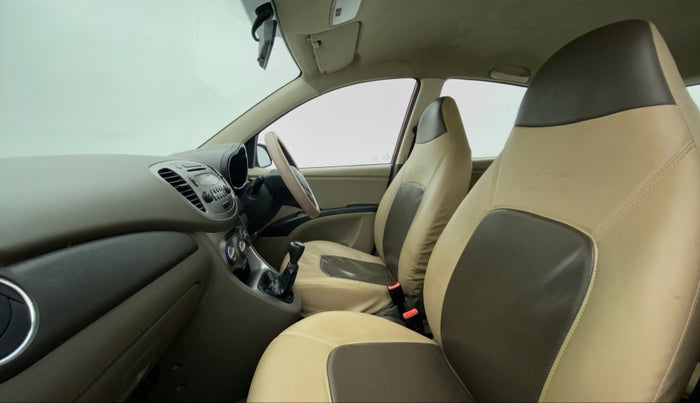 2015 Hyundai i10 SPORTZ 1.1 IRDE2, Petrol, Manual, 42,204 km, Right Side Front Door Cabin