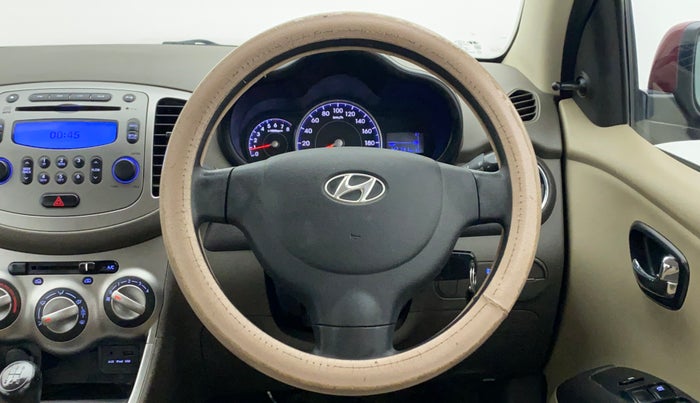 2015 Hyundai i10 SPORTZ 1.1 IRDE2, Petrol, Manual, 42,204 km, Steering Wheel Close Up