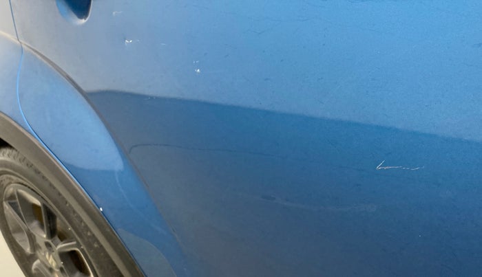 2017 Maruti IGNIS ALPHA 1.2 DUAL TONE, Petrol, Manual, 70,308 km, Right rear door - Minor scratches