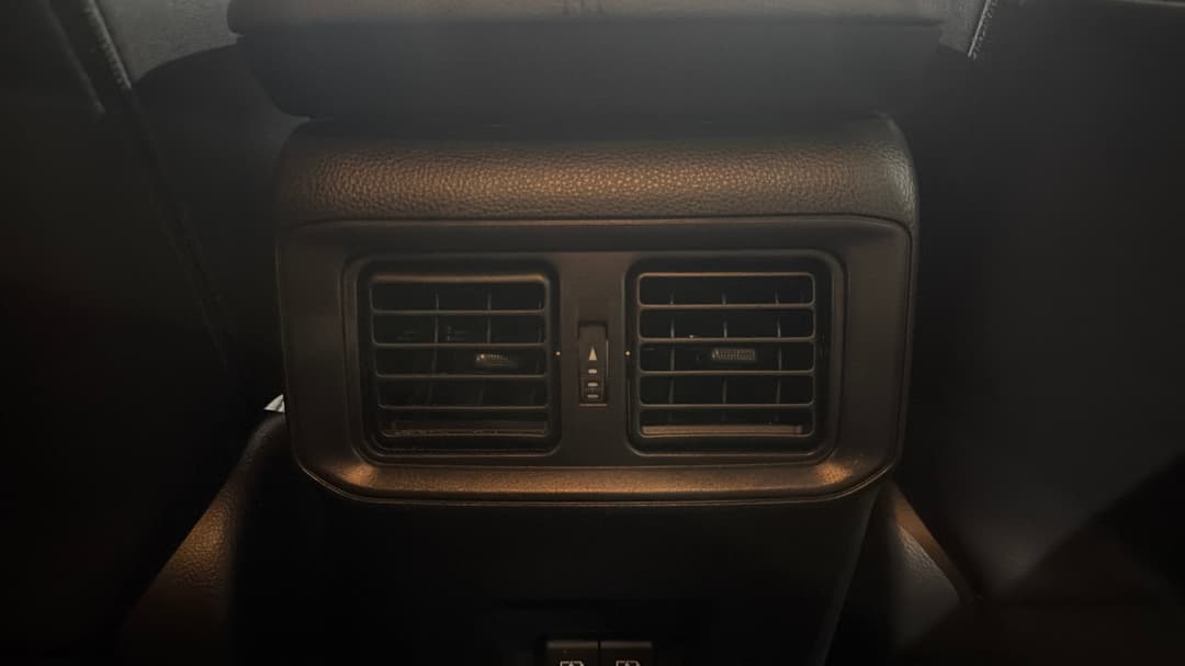 2021 Toyota RAV4 Cruiser (2WD) Hybrid, Automatic, 103470 km, Rear A/C Vent