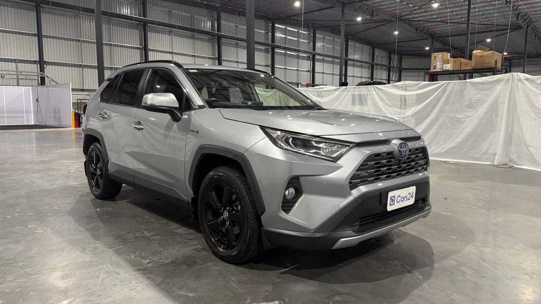 2021 Toyota RAV4 Cruiser (2WD) Hybrid, Automatic, 103470 km, Right Front Diagonal (45- Degree) View