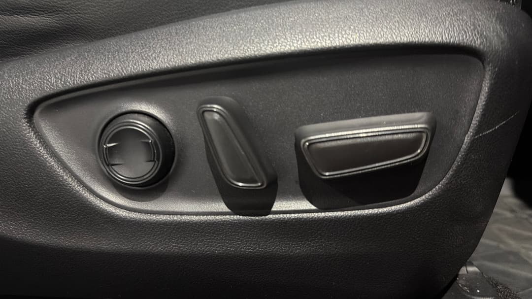 2021 Toyota RAV4 Cruiser (2WD) Hybrid, Automatic, 103470 km, Drivers Side Adjustment Panel